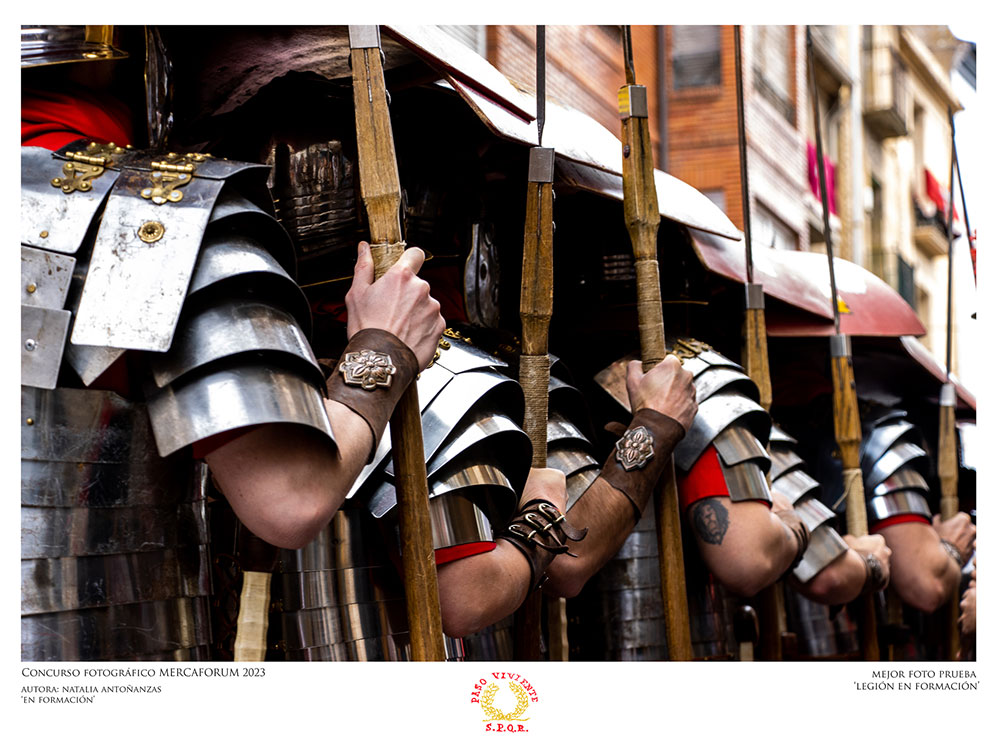 Legión en formación – Natalia Antoñanzas “En formación”